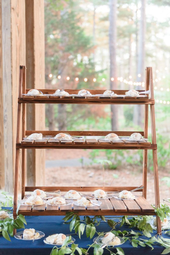 View More: http://ericandjamiephoto.pass.us/danielle-justin